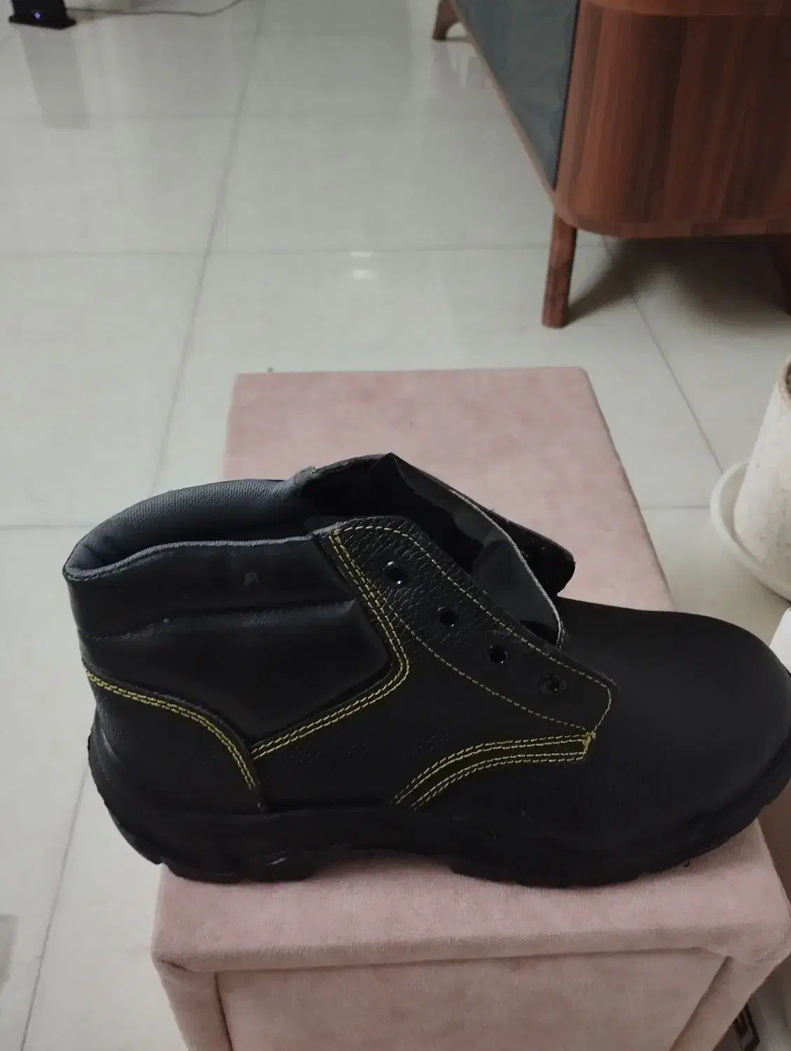 کفش کار نو|کیف، کفش، کمربند|پاکدشت, پاکدشت (مامازند)|دیوار