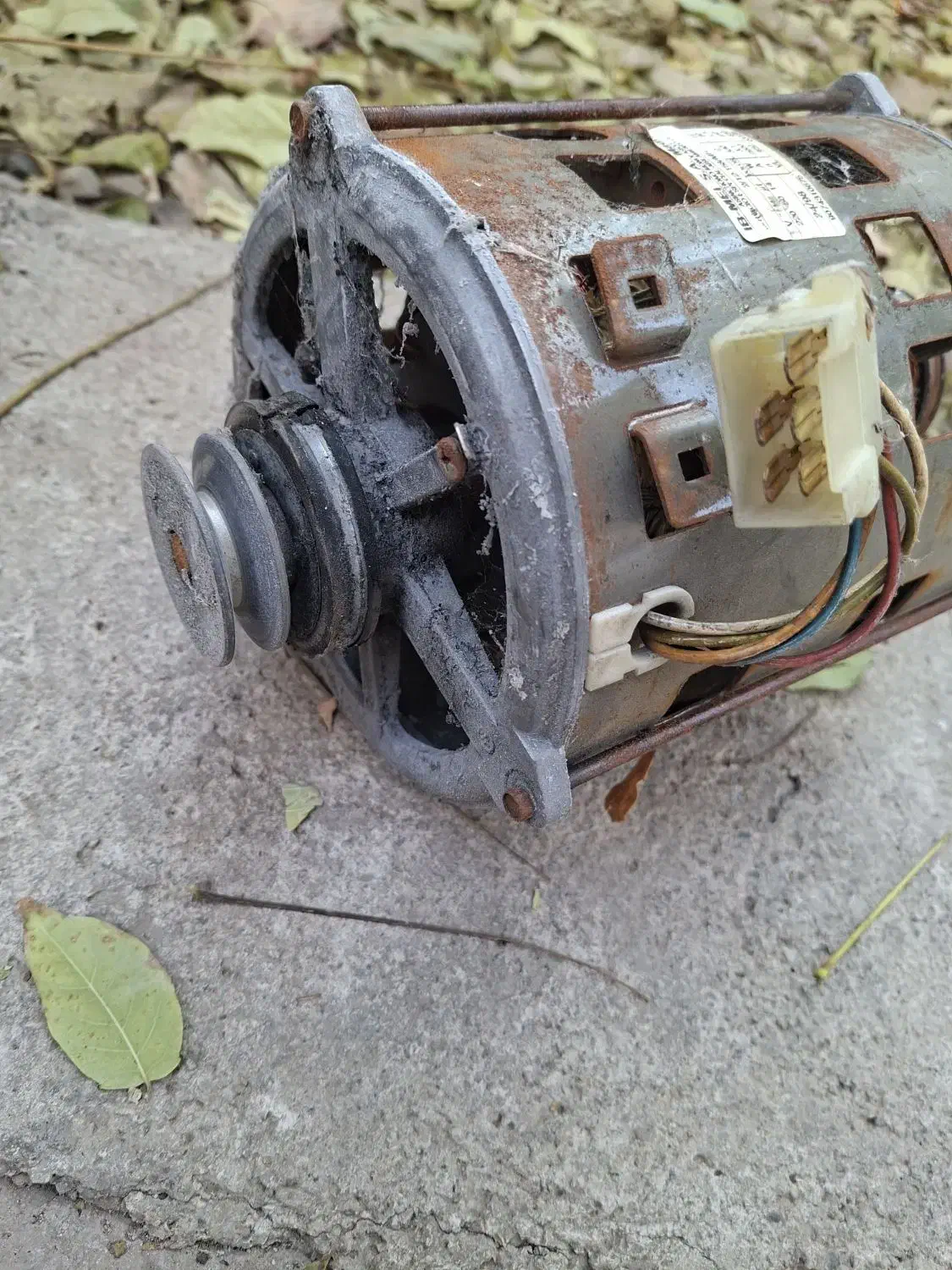 دو عدد موتور لباسشویی سالم|ماشین لباسشویی و خشککن لباس|کرج, حصار سرجوب|دیوار