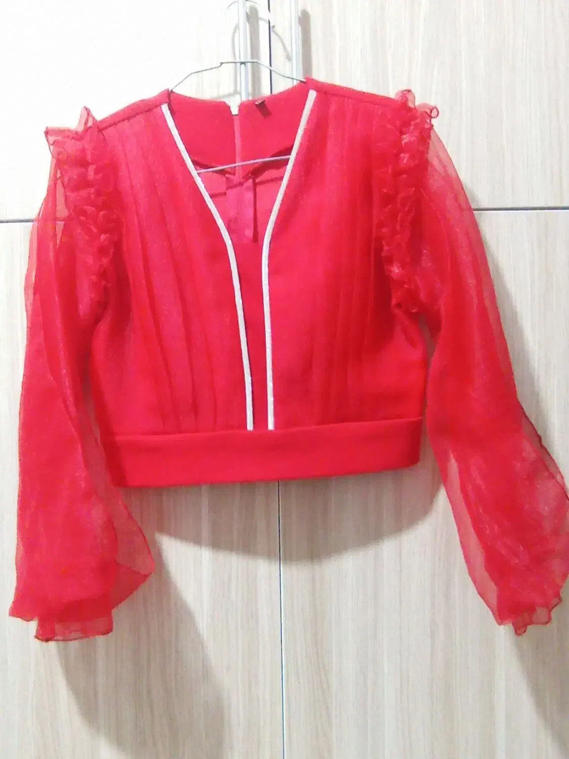 شومیز مجلسی اصلا استفاده نشده نونو سایزش 2|لباس|ساوه, |دیوار