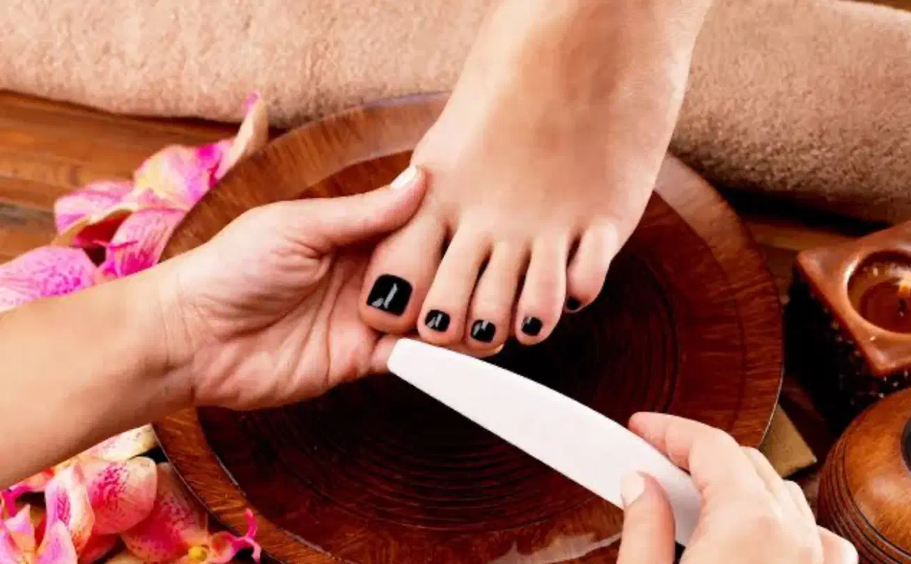 دوره آموزشی پدیکور پا|خدمات آرایشگری و زیبایی|کرمانشاه, |دیوار