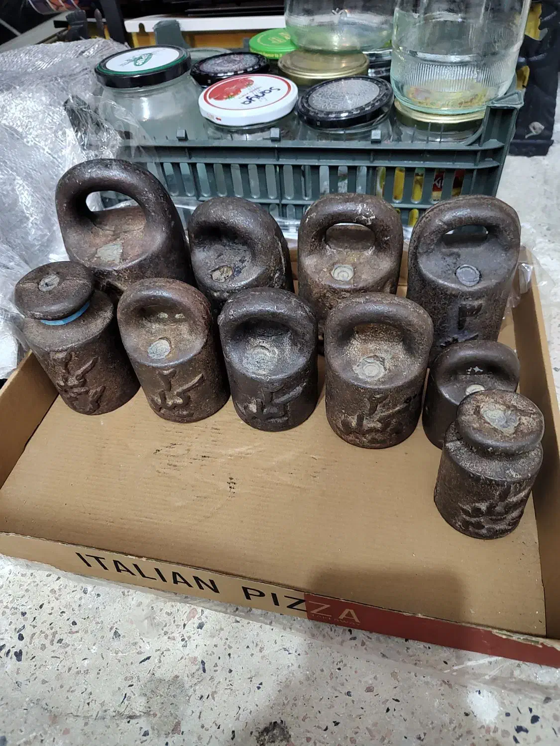 سنگهای ترازو قدیمی|کلکسیون اشیاء عتیقه|تبریز, |دیوار