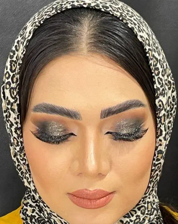 میکاپ و شینیون|خدمات آرایشگری و زیبایی|ماهدشت, |دیوار