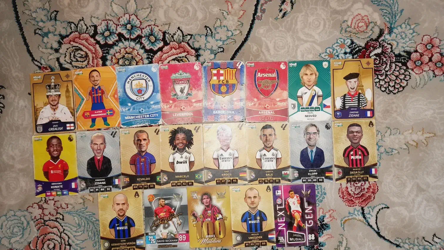 کیمیدی|کلکسیون و سرگرمی|درمیان, |دیوار