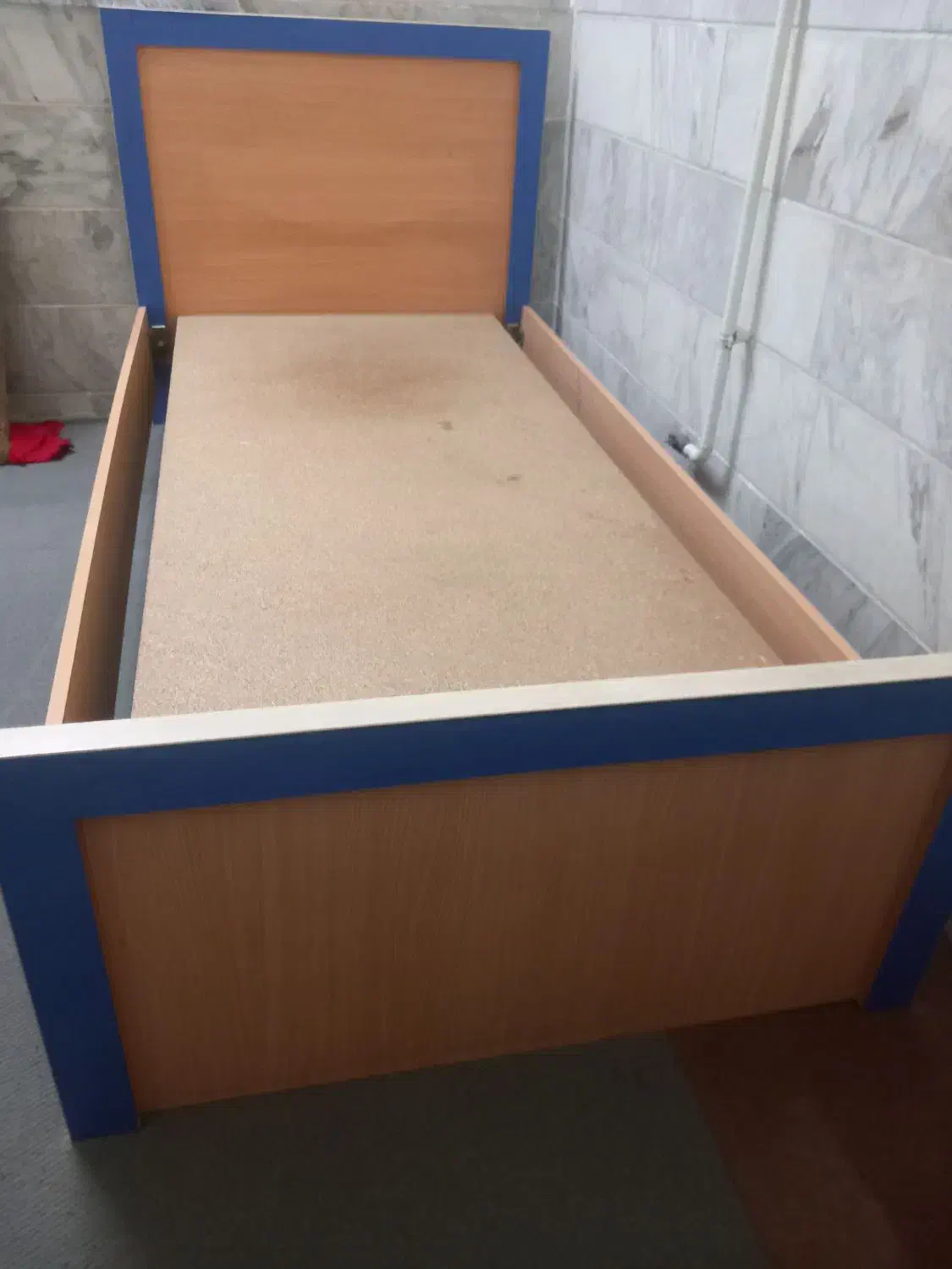 تخت وکمد|تخت و سرویس خواب|خمین, |دیوار