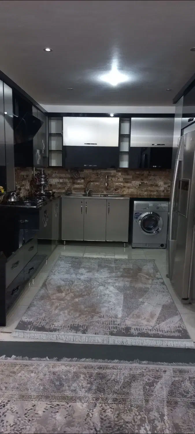 ۸۵ متری دارای یک خواب بدون پارکینگ|فروش آپارتمان|دورود, |دیوار