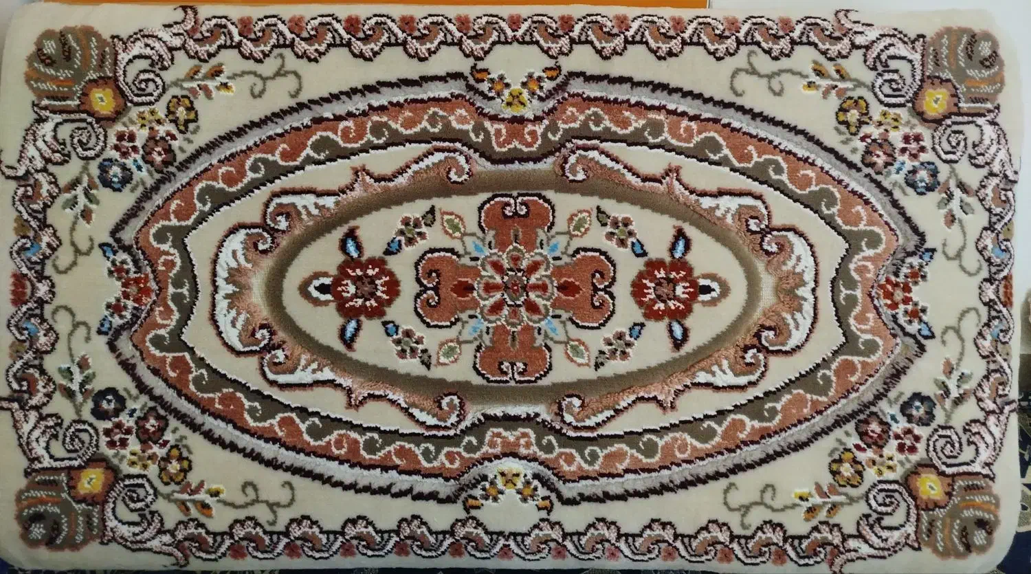 پشتی بسیار تمیز و شیک|پشتی|قدس, شهر‌قدس|دیوار