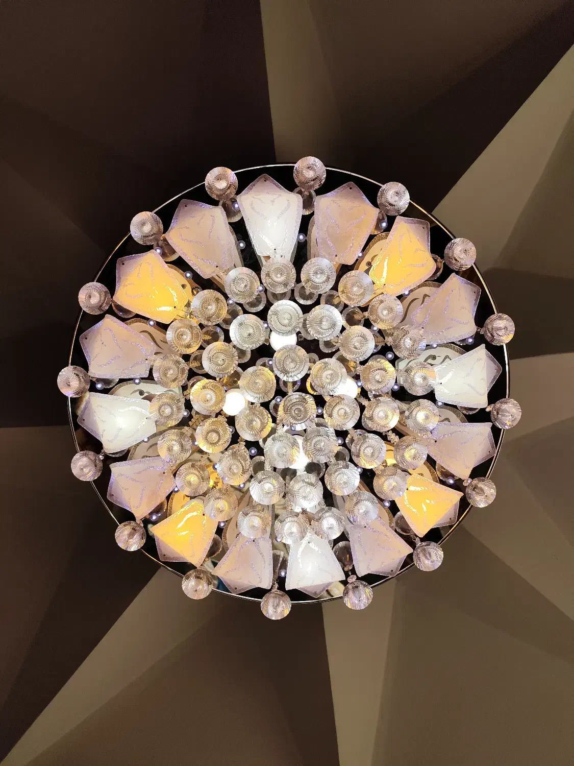 لوستر سقفی کریستالی کنترلی|لوستر و چراغ آویز|کرج, فاز ۳ گوهردشت|دیوار