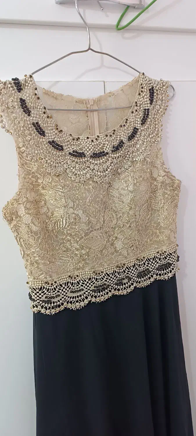 لباس مجلسی|لباس|فولادشهر, مسکن مهر فولادشهر|دیوار