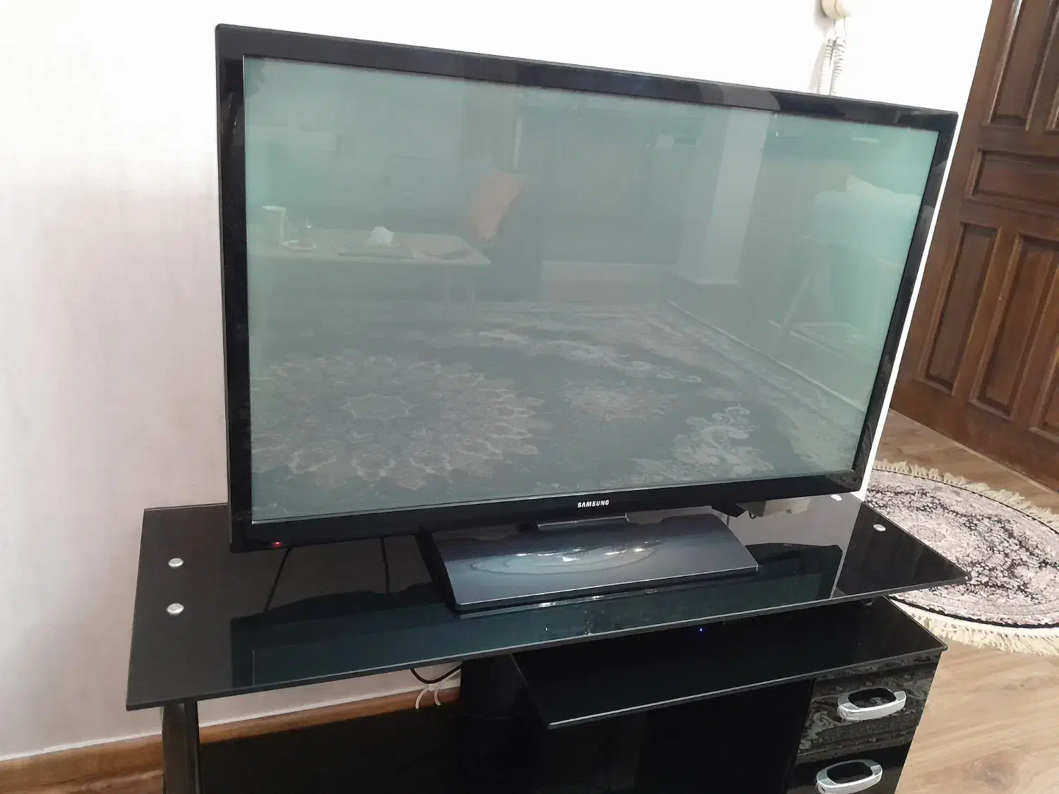 تلوزیون ۴۳ اینچ سامسونگ پلاسما،میز تلوزیون شیشه ای|تلویزیون و پروژکتور|تهران, مهران|دیوار