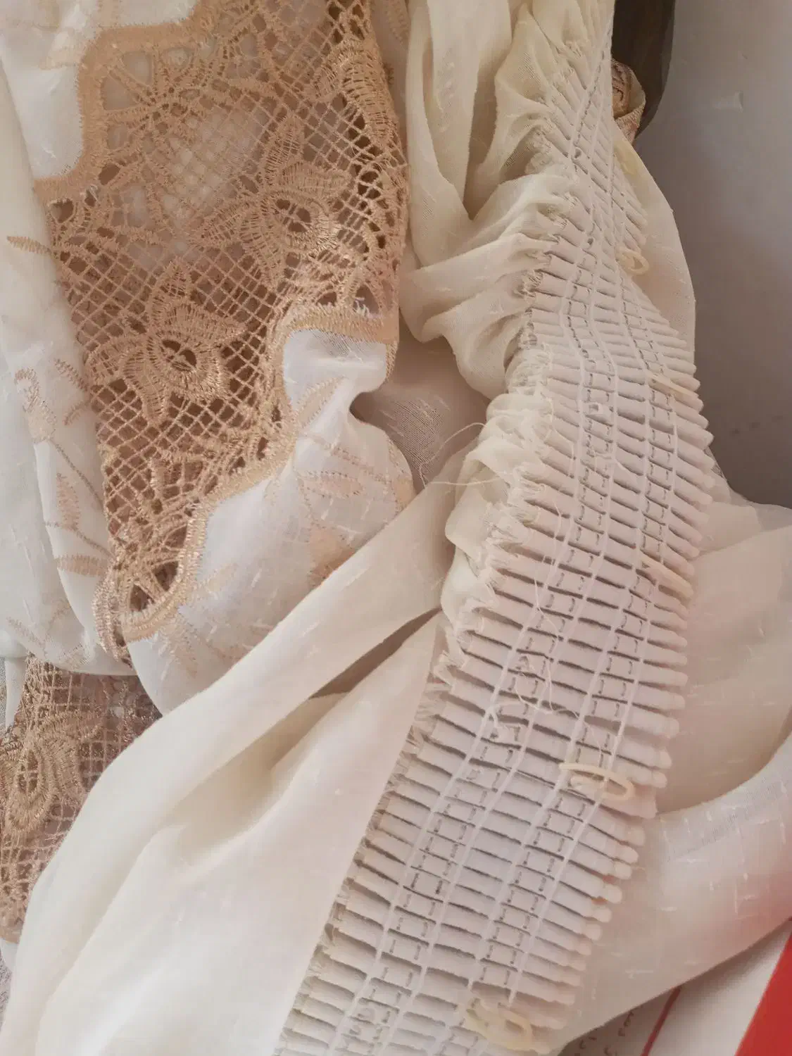 پرده سالم و تمیز|پرده، رانر، رومیزی|اردبیل, |دیوار