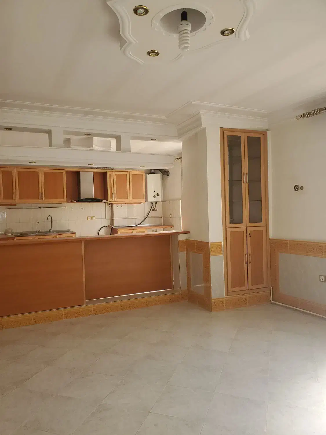 آپارتمان ۹۰متری دو خوابه|اجارهٔ آپارتمان|قرچک, زیبا شهر|دیوار