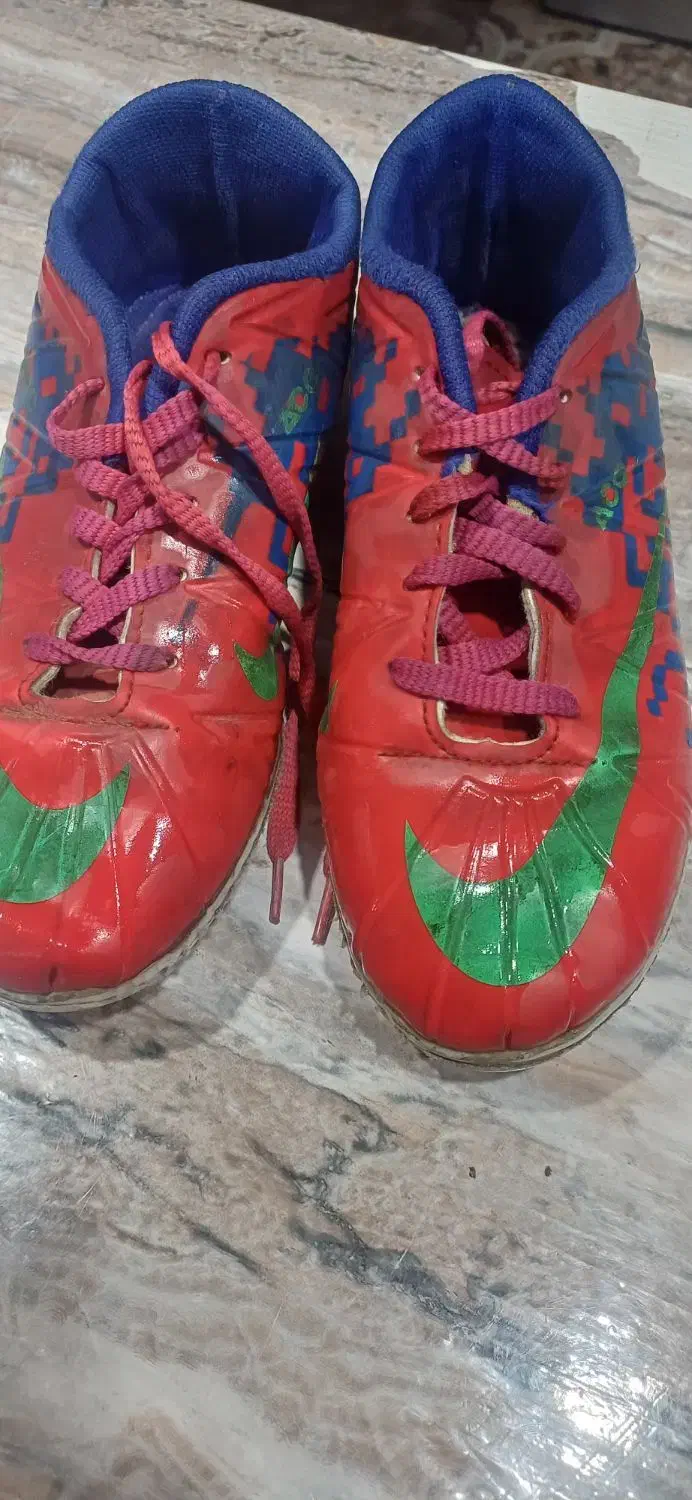 کفش چمن|کیف، کفش، کمربند|بجنورد, |دیوار