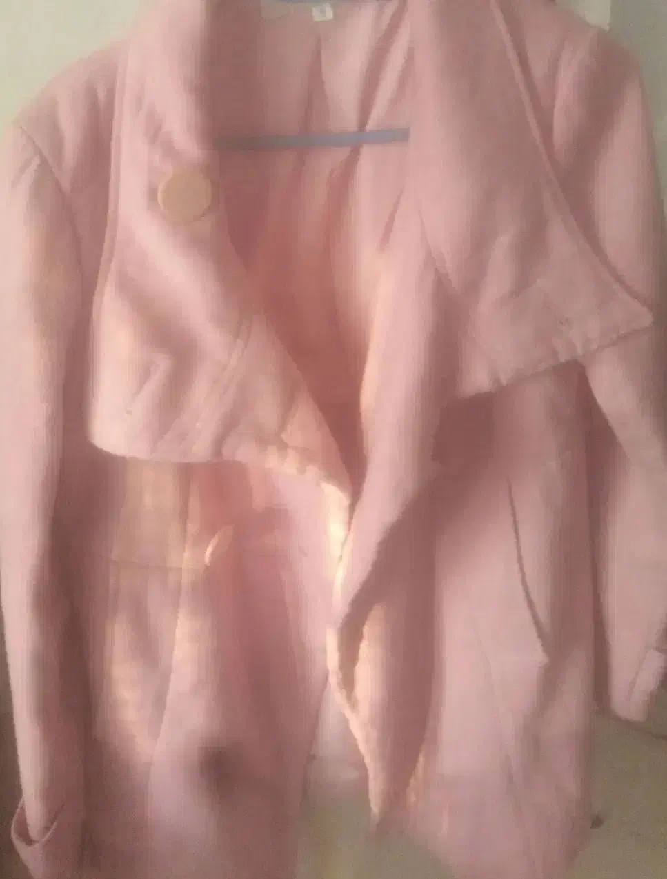 تعدادی پالتو و کاپشن و بافت و سویشرت|لباس|رودهن, |دیوار