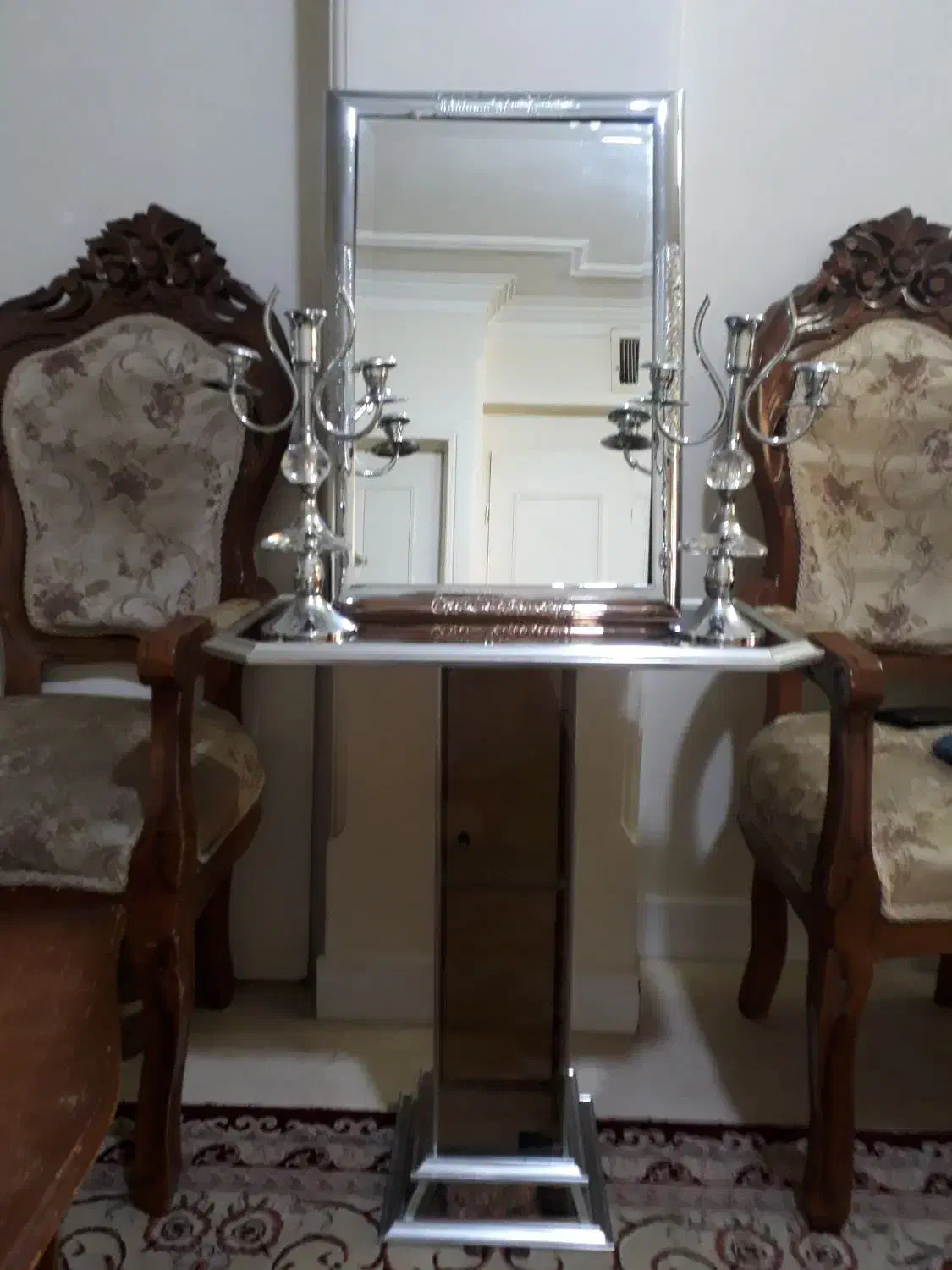 آینه وشمعدان سالم ودرحد نو|آینه|تهران, تهرانپارس شرقی|دیوار