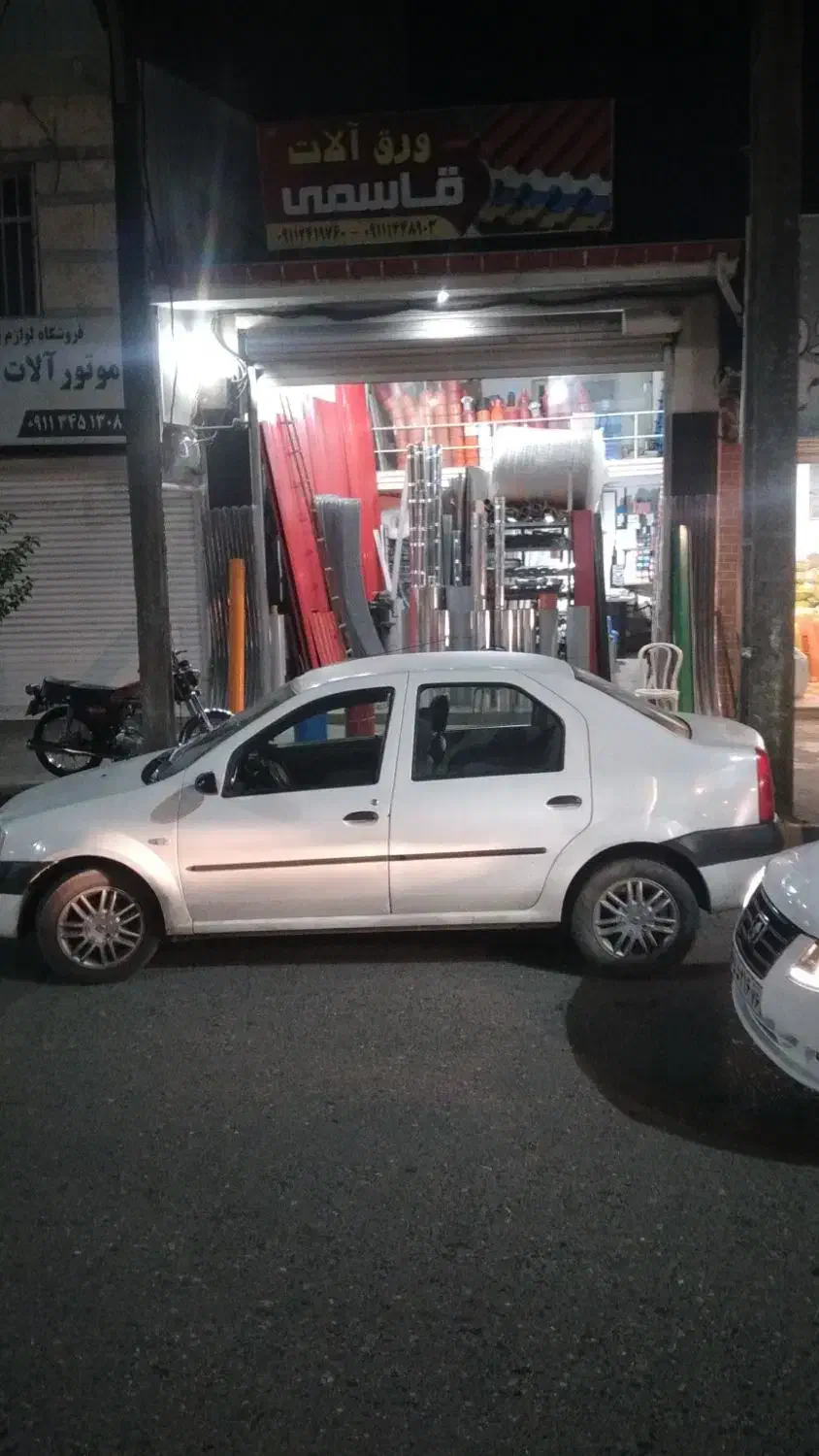 نصب انواع ورق شیروانی و نجاری|خدمات پیشه و مهارت|کلاچای, |دیوار