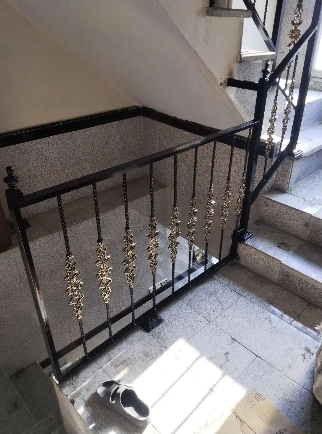 نقاشی برقکشی جوشکاری و....|خدمات پیشه و مهارت|همدان, |دیوار