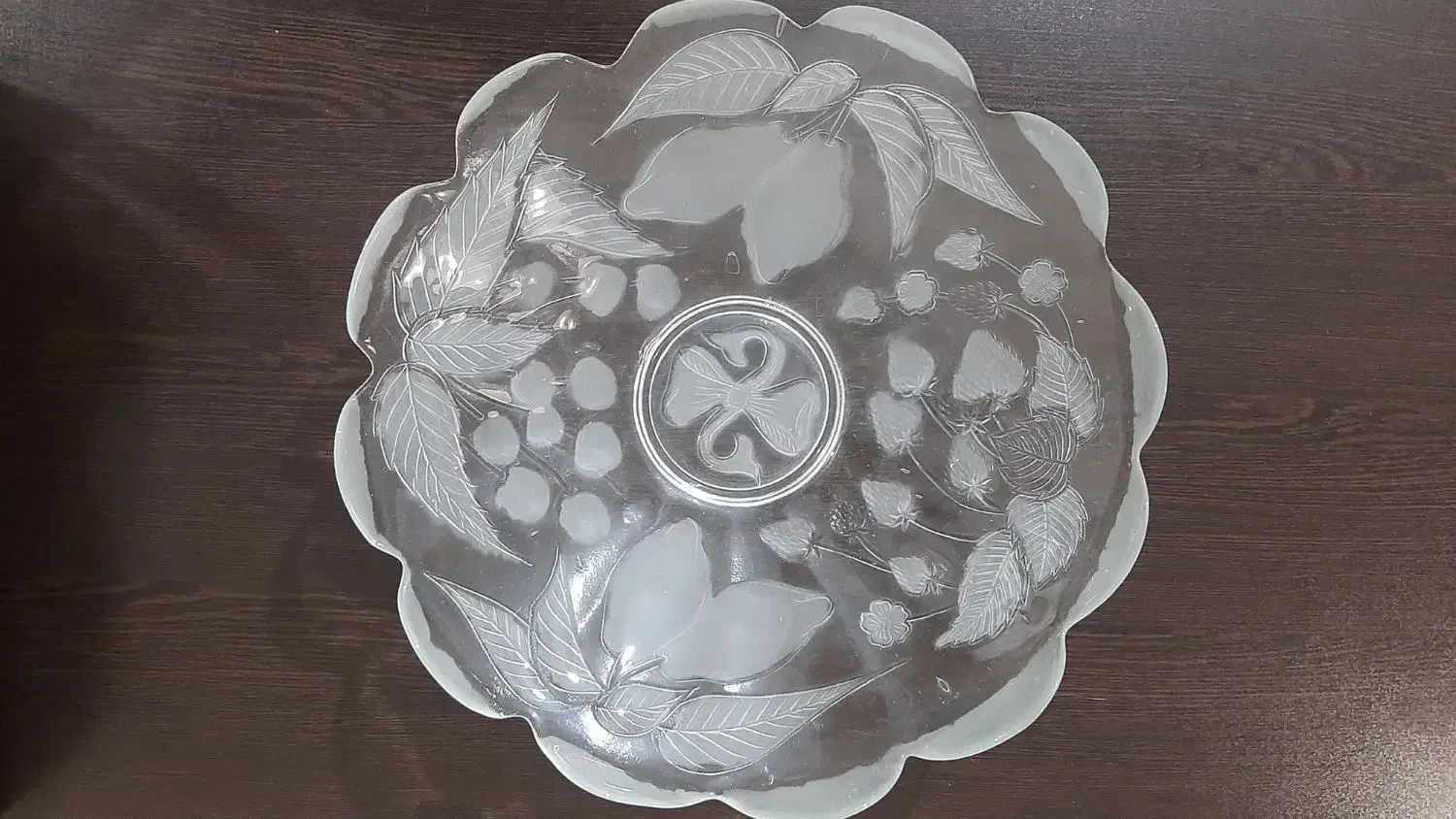 ظرف بلور میوه رایگان|ظروف سرو و پذیرایی|محمدشهر, شهرک پیام (مهرالبرز)|دیوار