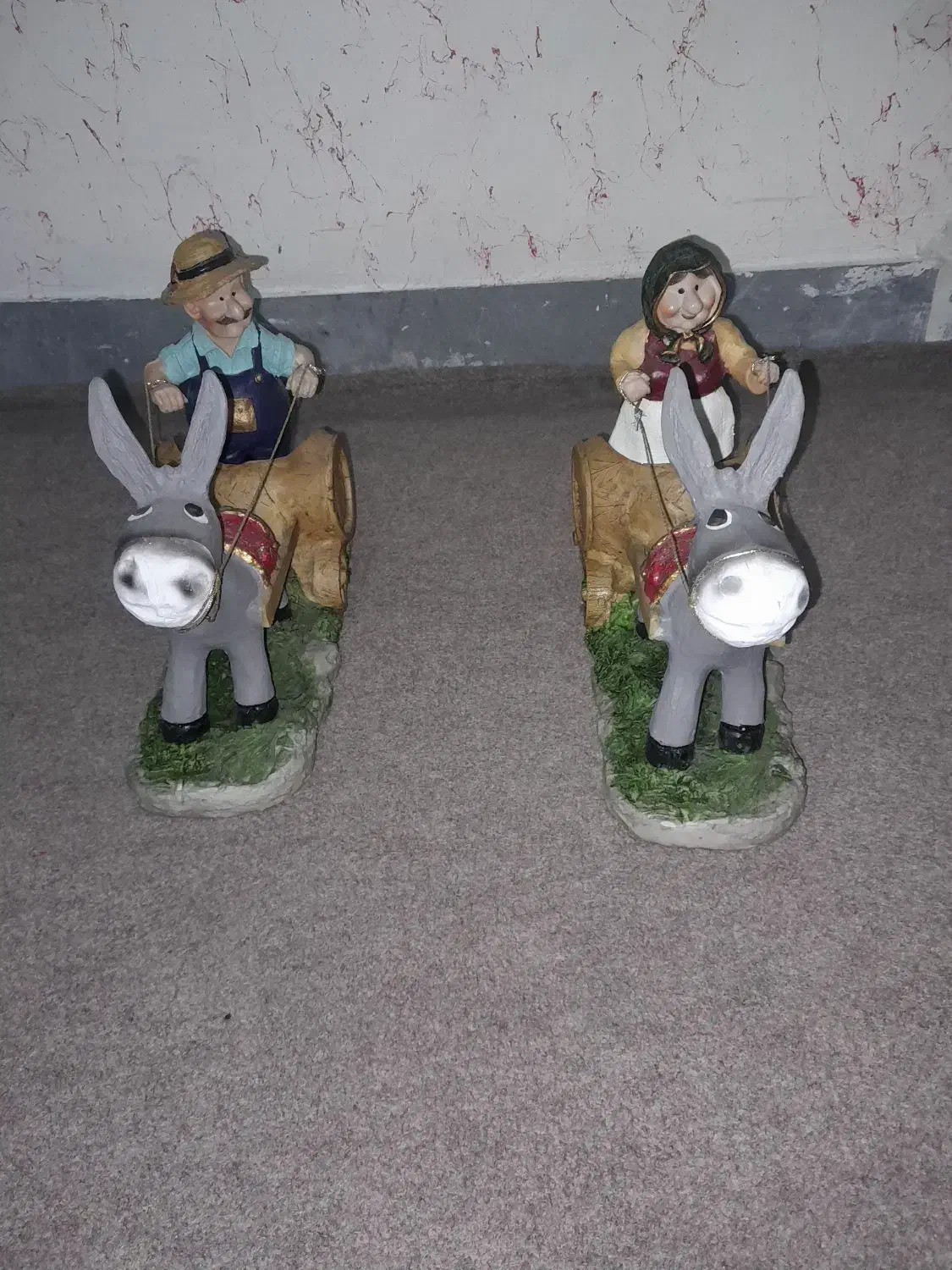 مجسمه|مجسمه، تندیس، ماکت|مسجد سلیمان, |دیوار