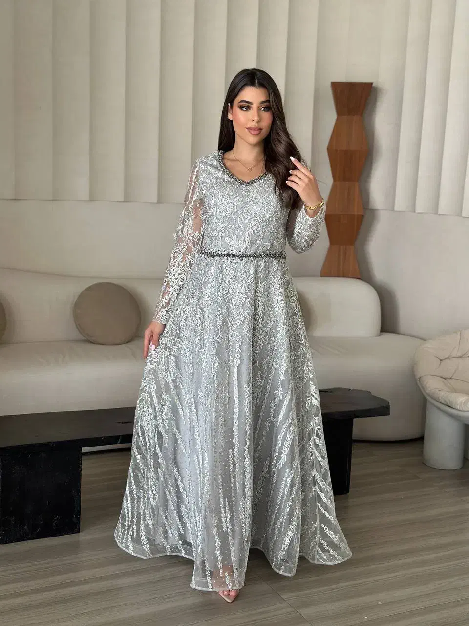 اجاره لباس مجلسی و عروس|لباس|شیراز, زند|دیوار