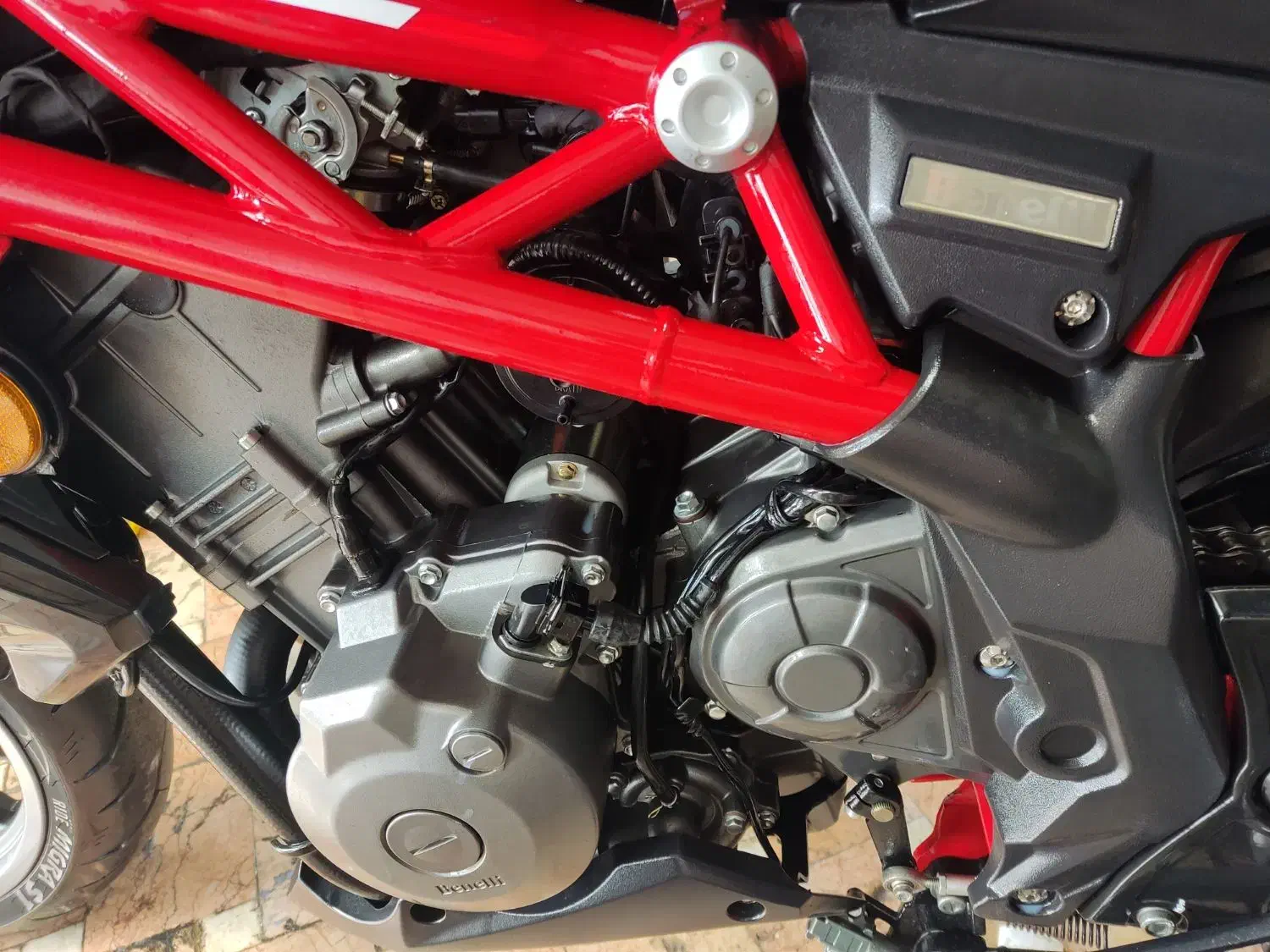 بنلی ۳۰۰دوسیلندر|موتورسیکلت|کرمان, |دیوار