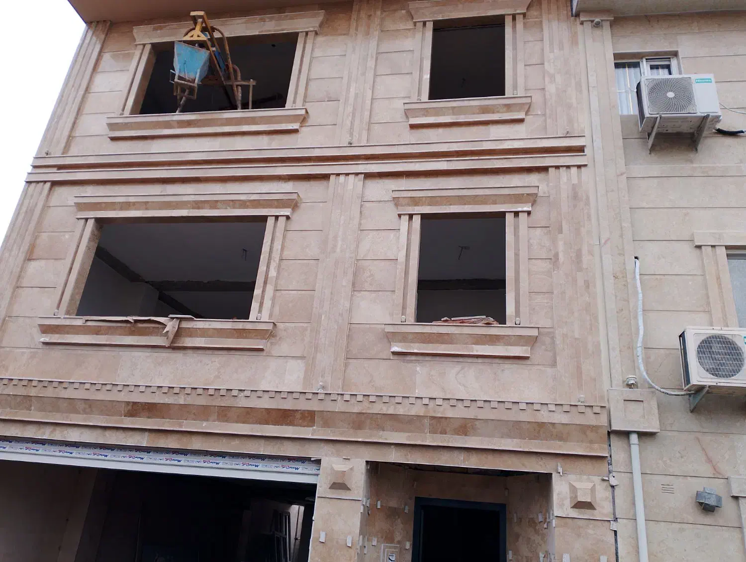 کاشیکاری و سرامیک وسنگکاری واجرچینی|خدمات پیشه و مهارت|رشت, یخسازی|دیوار