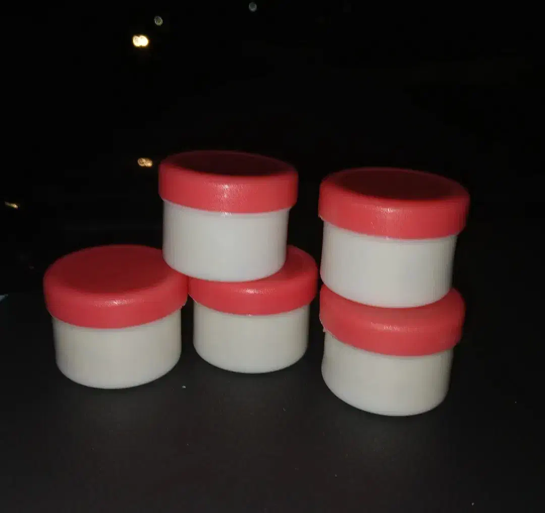 کرم قوی روشن کننده قوی گلوتاتیون|آرایشی، بهداشتی، درمانی|جیرفت, |دیوار