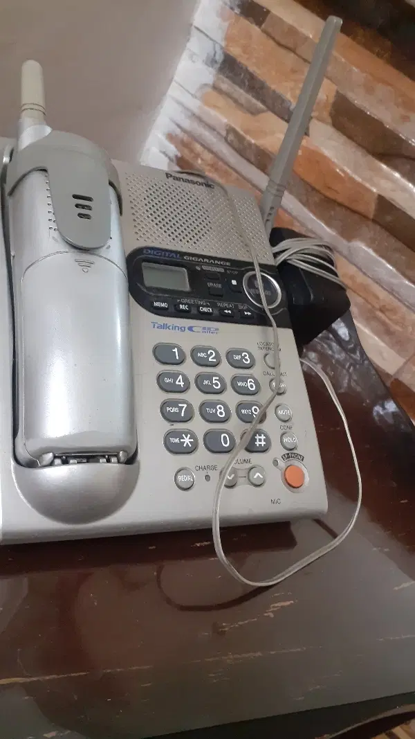 تلفن رومیزی پانوسونیک اصل ژاپن کارکرده وبدون خرابی|تلفن رومیزی|تهران, تهرانسر غربی|دیوار
