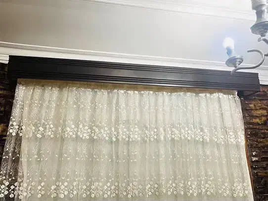 پرده|پرده، رانر، رومیزی|رویان, |دیوار