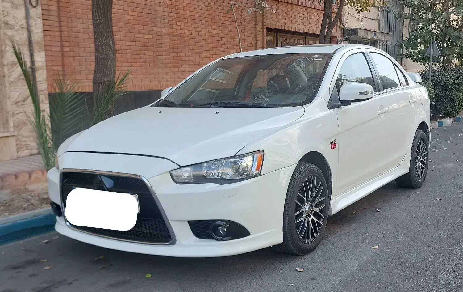 میتسوبیشی لنسر ۲۰۱۵ تیپ۴ فول|خودرو سواری و وانت|تهران, مینی‌سیتی (شهرک نفت)|دیوار