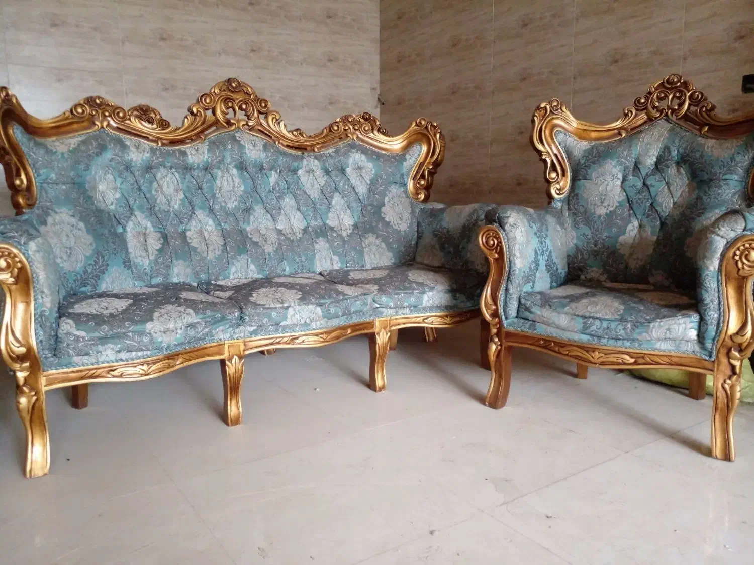 مبل|مبلمان خانگی و میز عسلی|فولادشهر, B4|دیوار