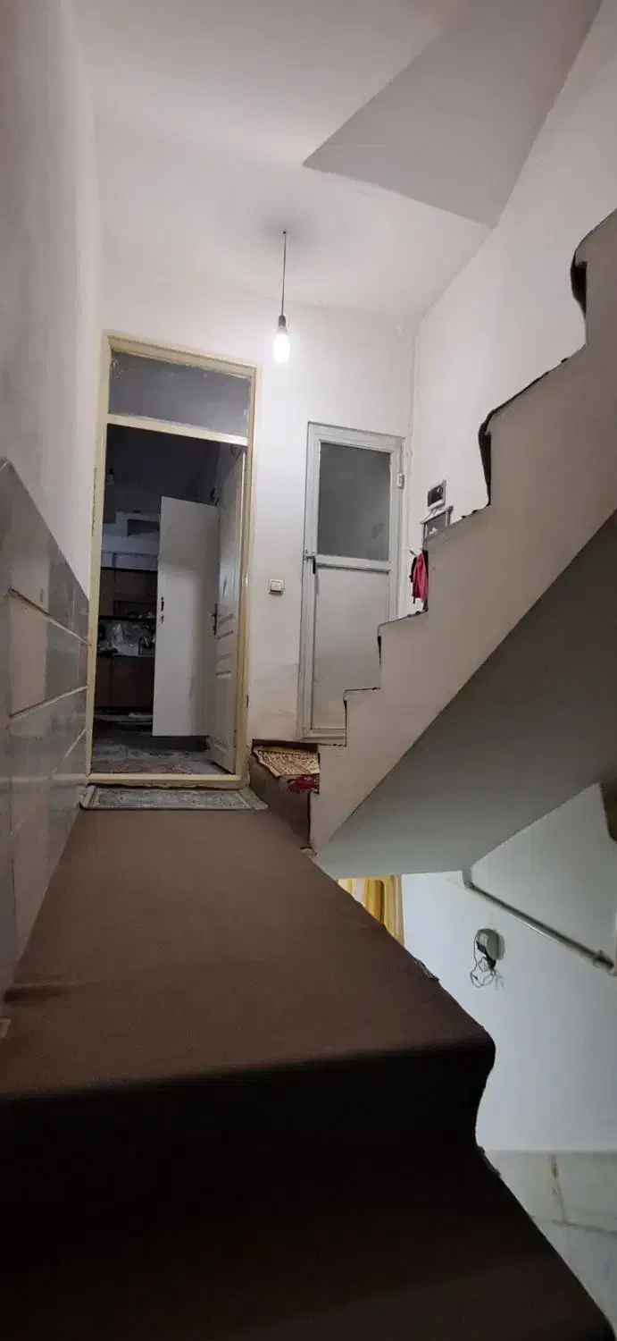 فروش خانه ویلایی دو طبقه ونیم صالحیه|فروش خانه و ویلا|بهارستان, |دیوار