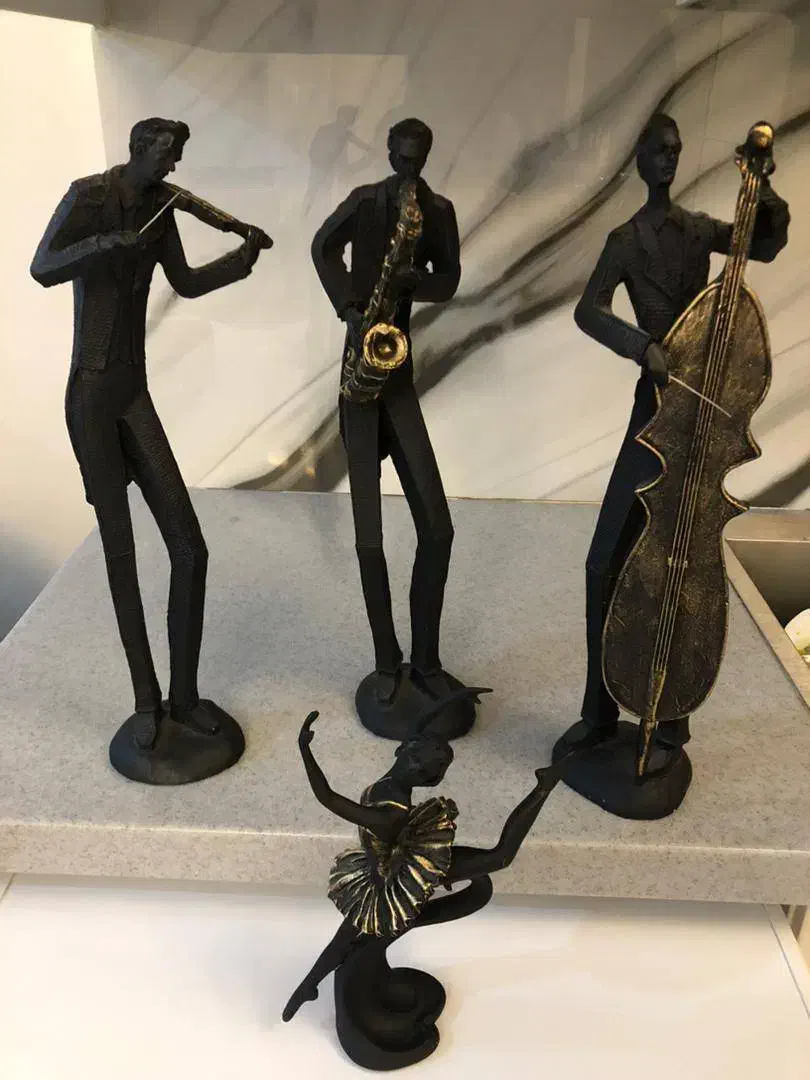 مجسمه موزیسیین ( نوازنده )|مجسمه، تندیس، ماکت|تهران, سازمان برنامه جنوبی|دیوار