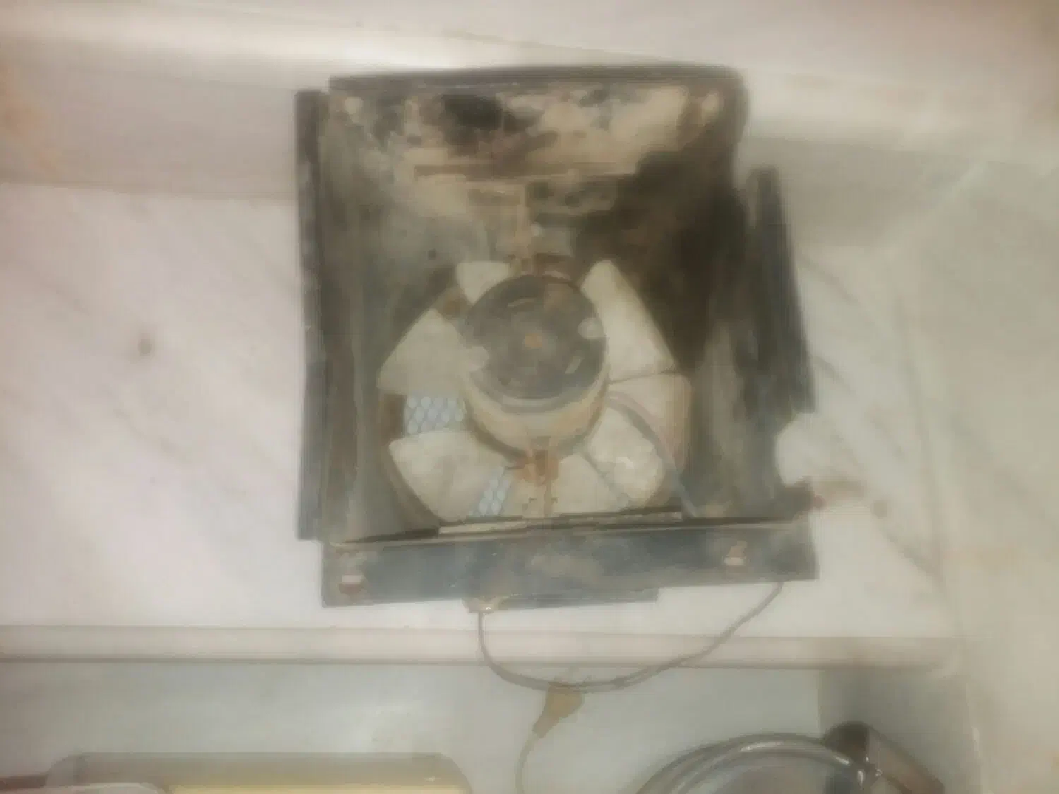 فن ماشین سنگین|پنکه و تصفیهکنندهٔ هوا|تبریز, |دیوار