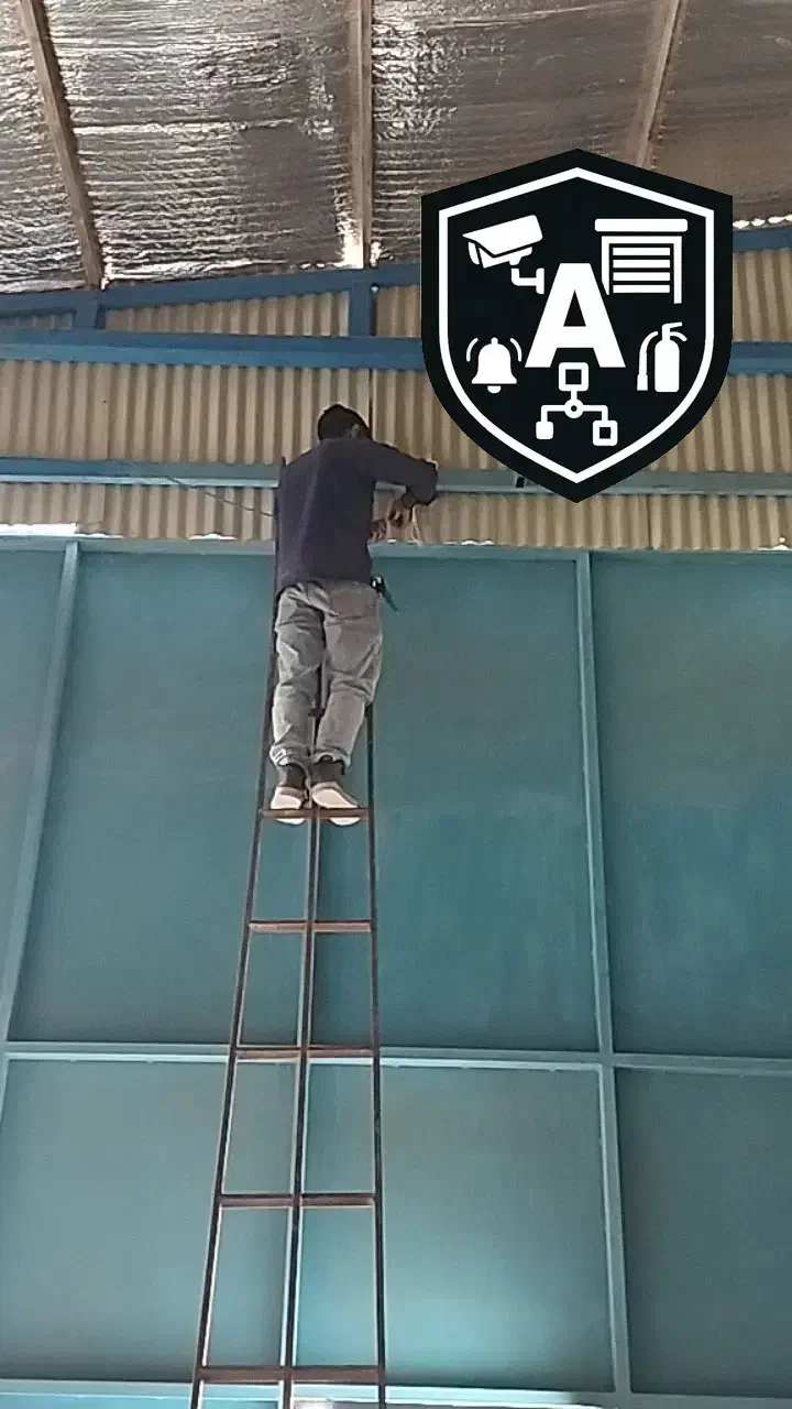 تعمیر کامپیوتر ، نصب ویندوز نرم افزار شبکه ودوربین|خدمات رایانهای و موبایل|زاهدان, |دیوار