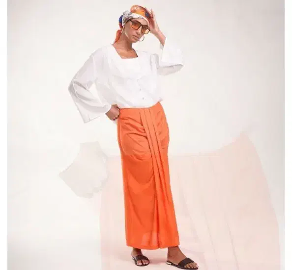 دامن ویسکوز|لباس|کاشان, فین بزرگ|دیوار