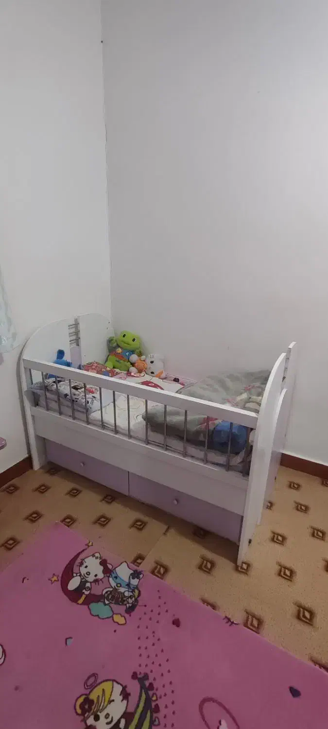 تختخواب کودک همراه با تشک|تخت و سرویس خواب|رامهرمز, |دیوار