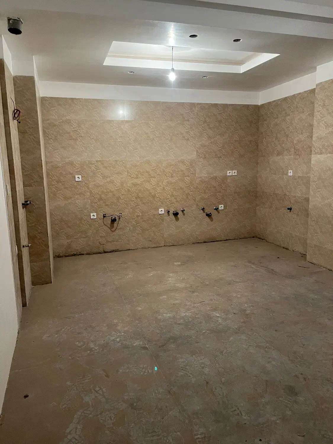 فروش واحد خام بلوار هزار یاقوت|فروش آپارتمان|کرمان, |دیوار