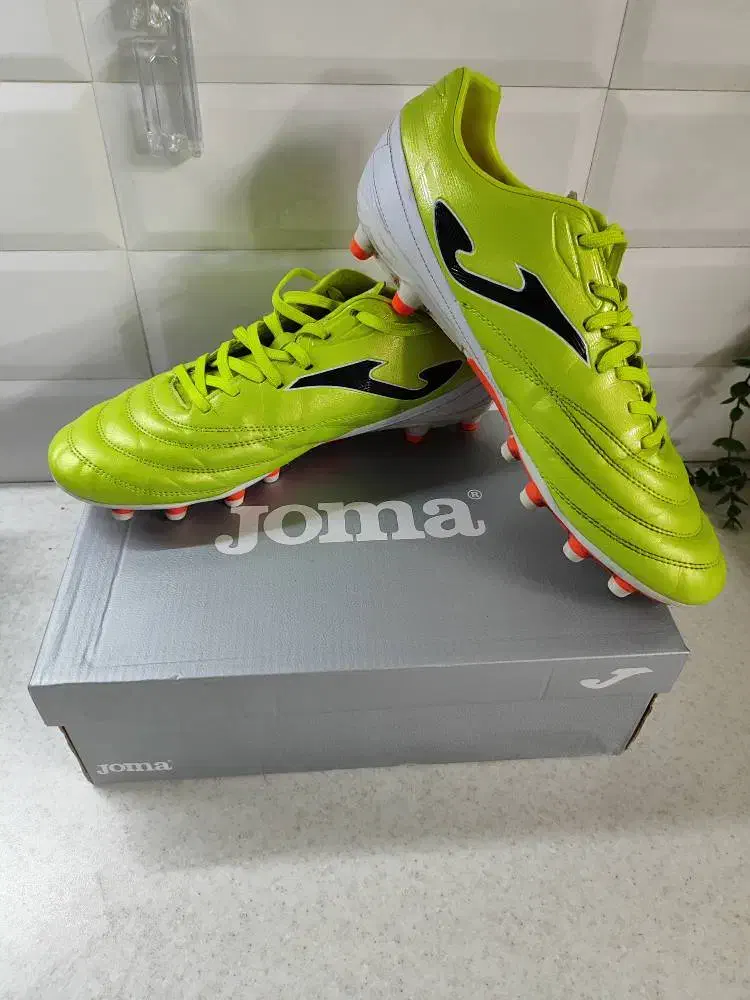 استوک اورجینال جوما|کیف، کفش، کمربند|ری, شهید غیوری (ابن باویه)|دیوار