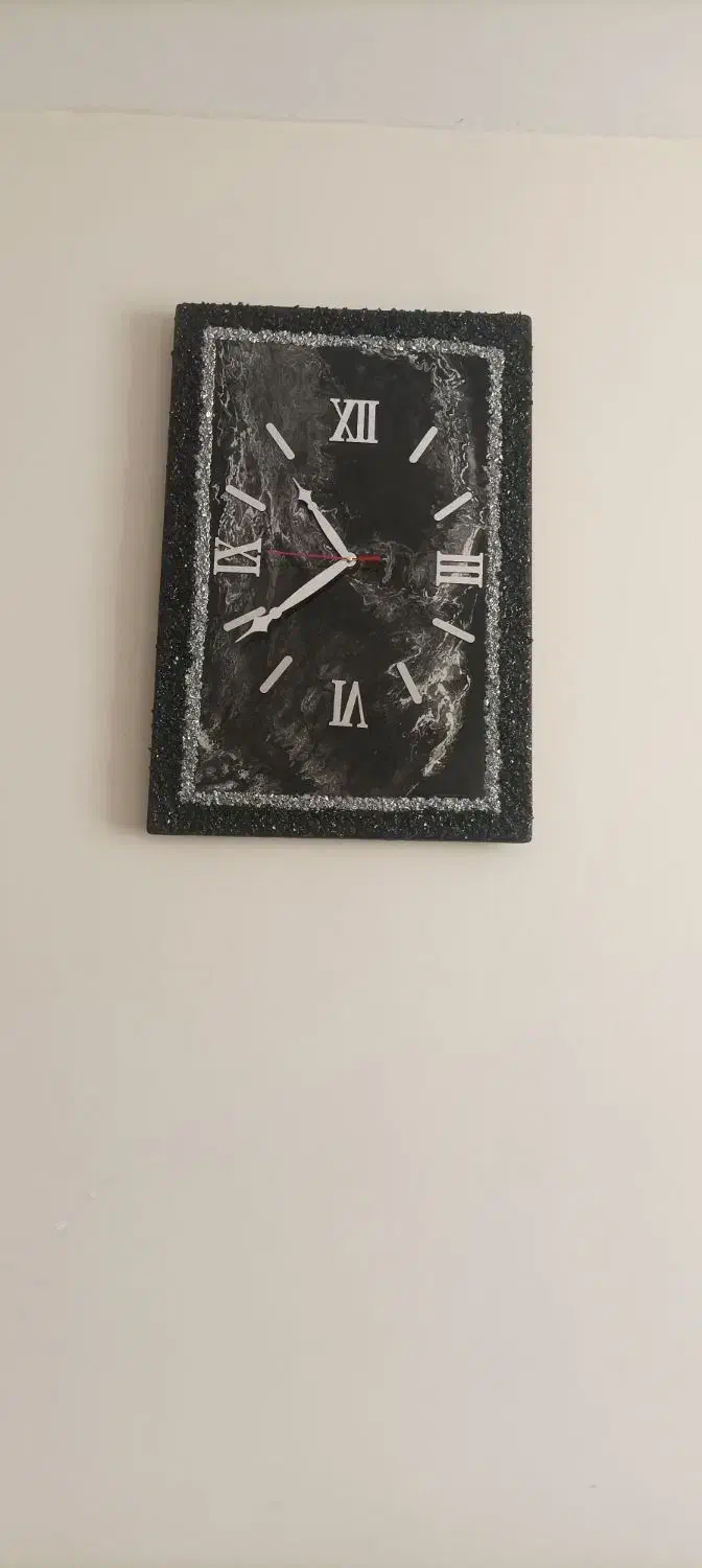 تولید و پخش انواع ساعتهای دیواری رزینی|ساعت دیواری و تزئینی|محمدشهر, همایون ویلا|دیوار