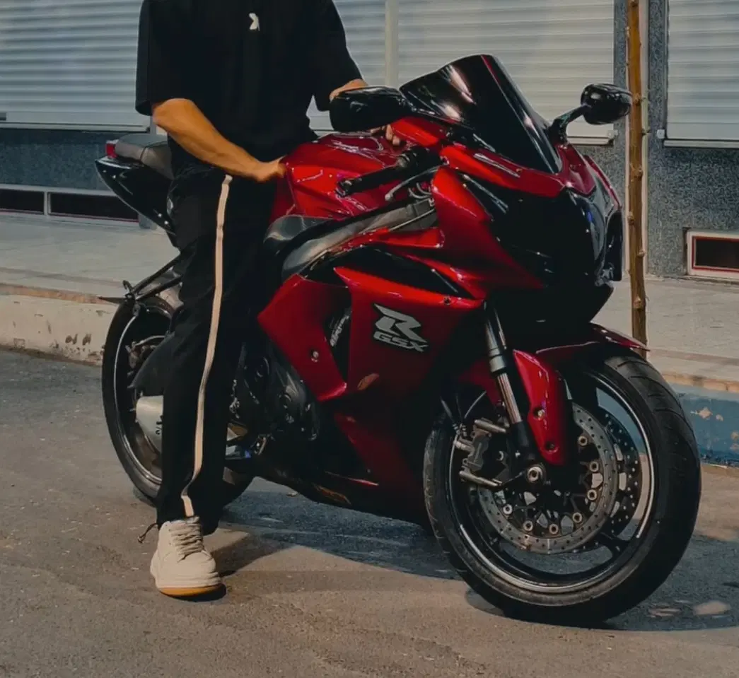 سوزوکی gsxr 1000 سند|موتورسیکلت|تهران, دروس|دیوار