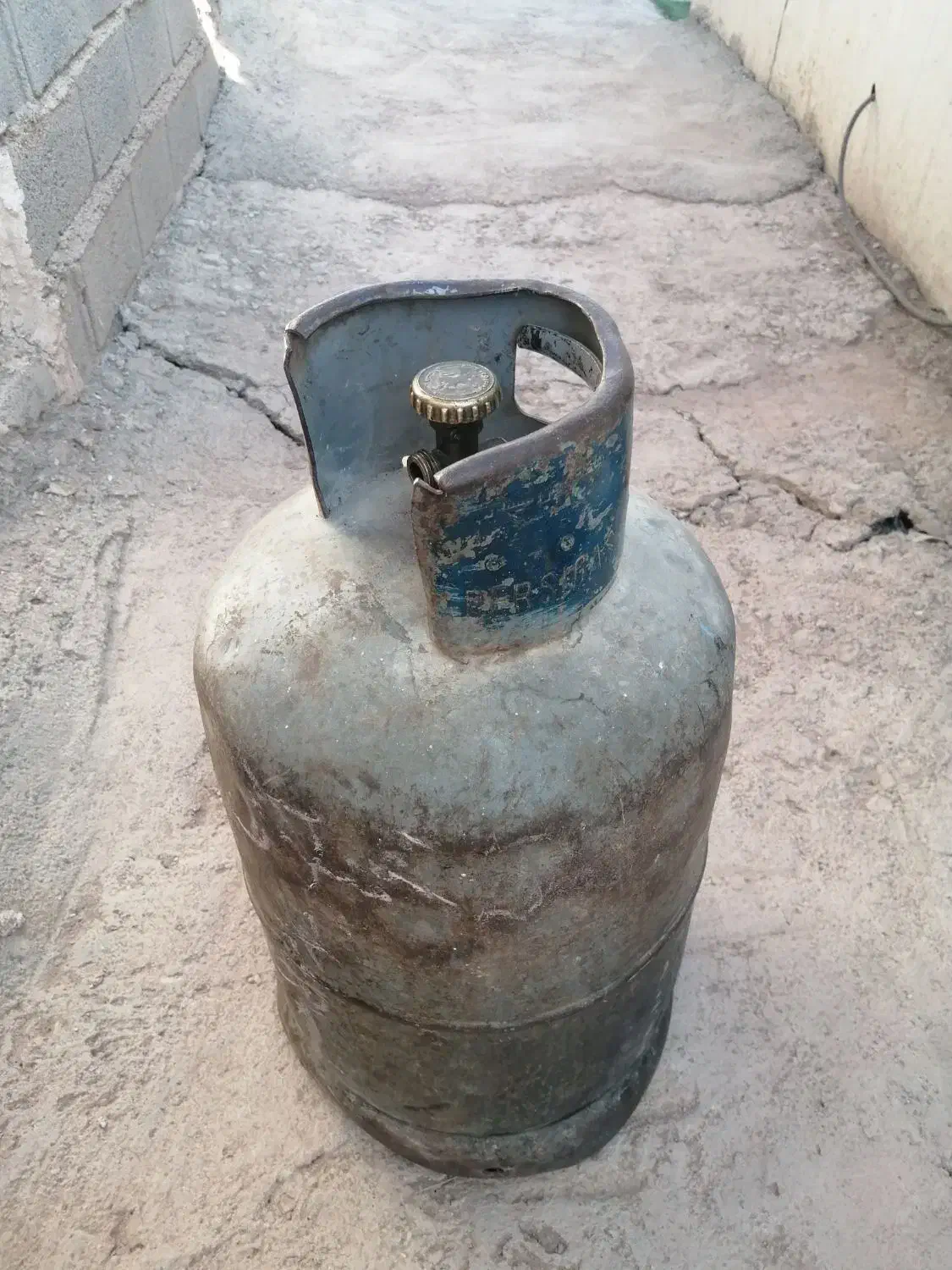 یک عدد پرسی گاز 11کیلوی|اجاق گاز و لوازم برقی پخت‌وپز|فشم, |دیوار