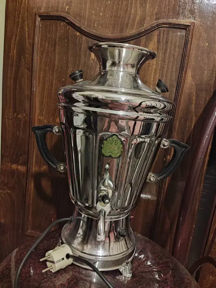 سماور برقی قدیمی|سماور، چای‌ساز، قهوه‌ساز|ری, حمزه‌آباد|دیوار