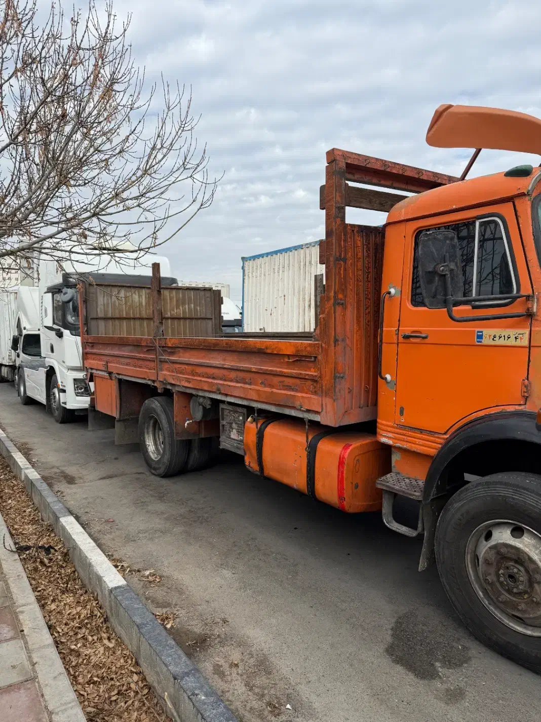 کفی بغلدار بغل بازشو فلزی باچادر۹۱۱ بادسان تک خاور|قطعات یدکی و لوازم جانبی|رباط‌کریم, رباط‌کریم|دیوار