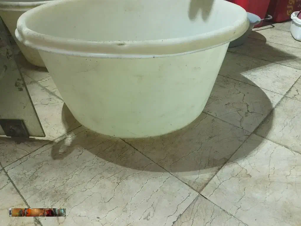 وان (تشت)لگن پلی اتلین ترازو۲۰۰کیلویی|ابزارآلات|تهران, شهرک هما|دیوار