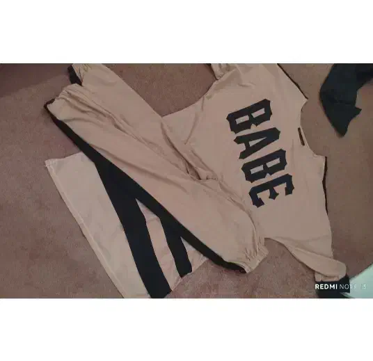 ست بیرونی|لباس|قم, شهرک سازمان آب|دیوار