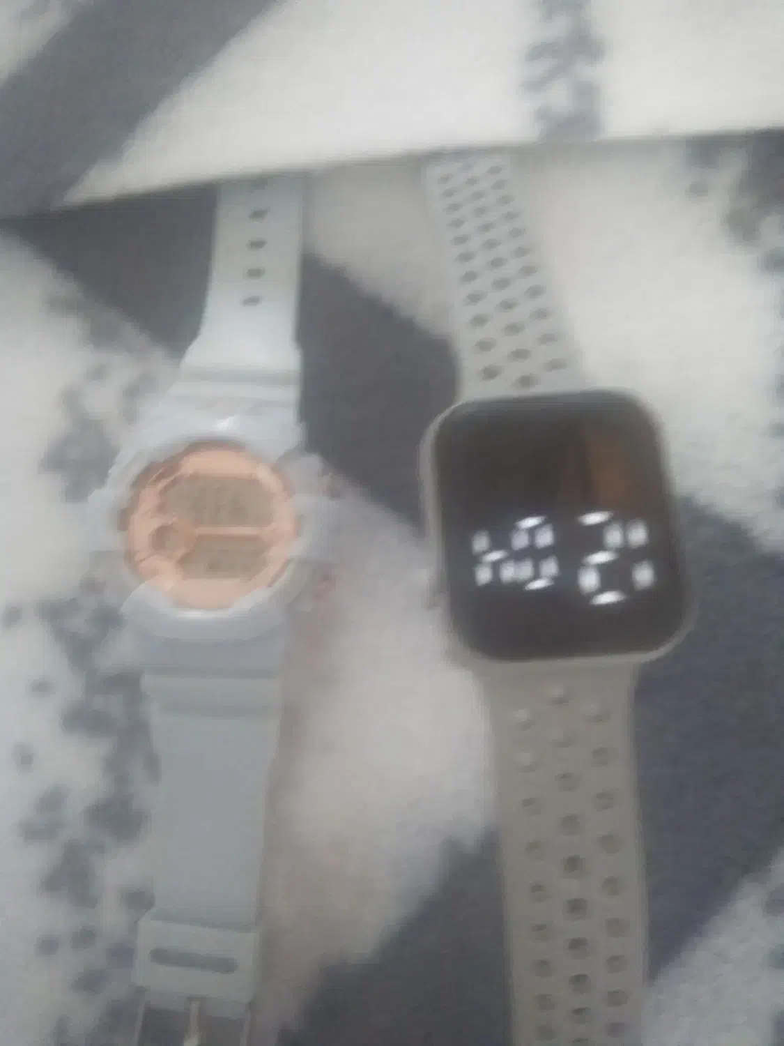 دو ساعت تمیز ۲۰۰ هزار تومان|ساعت|بیرجند, |دیوار