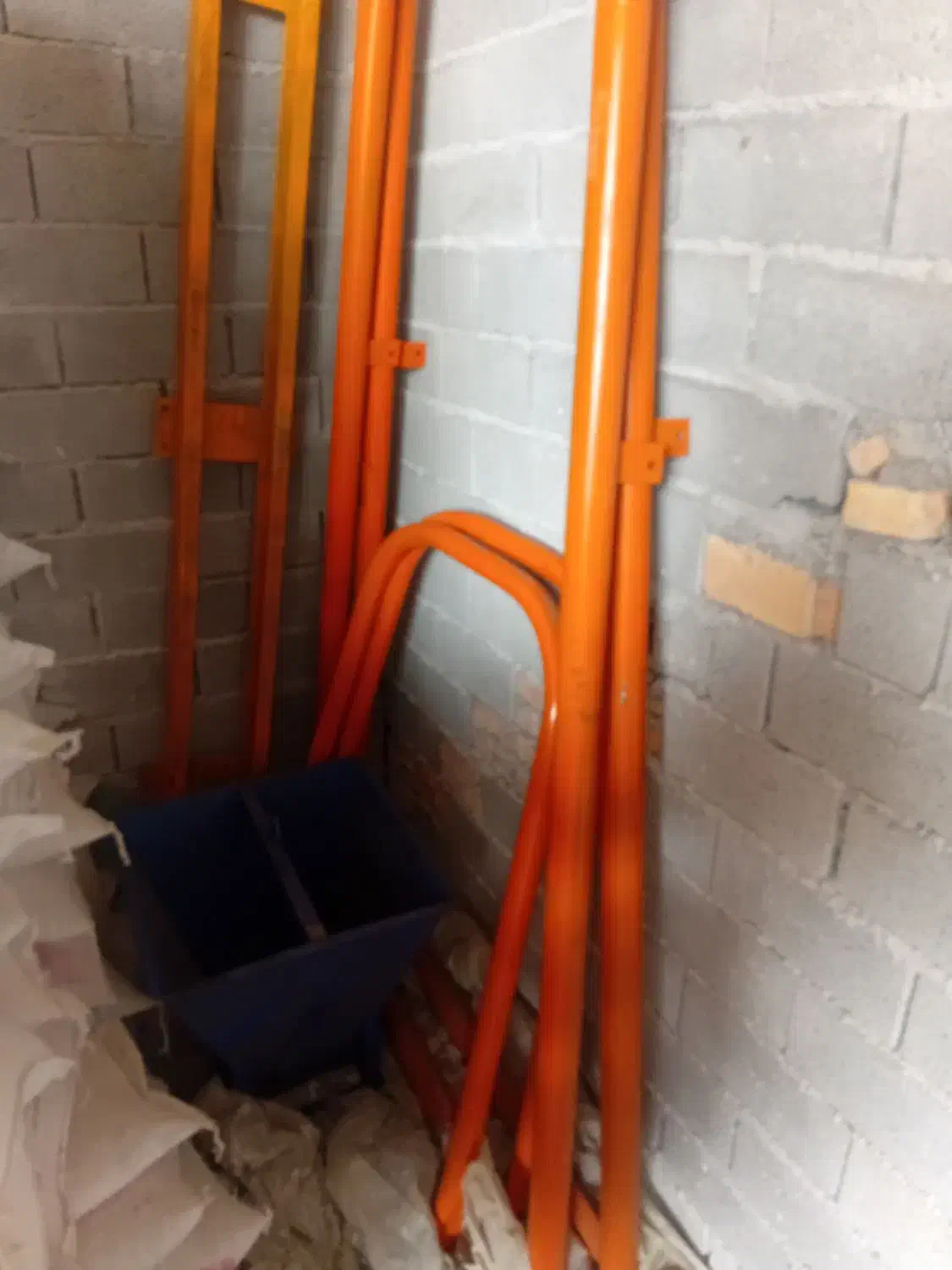 بالابر ساختمانی موتور بزرگ آکبند با تجهیزات|مصالح و تجهیزات ساختمان|بابلسر, |دیوار