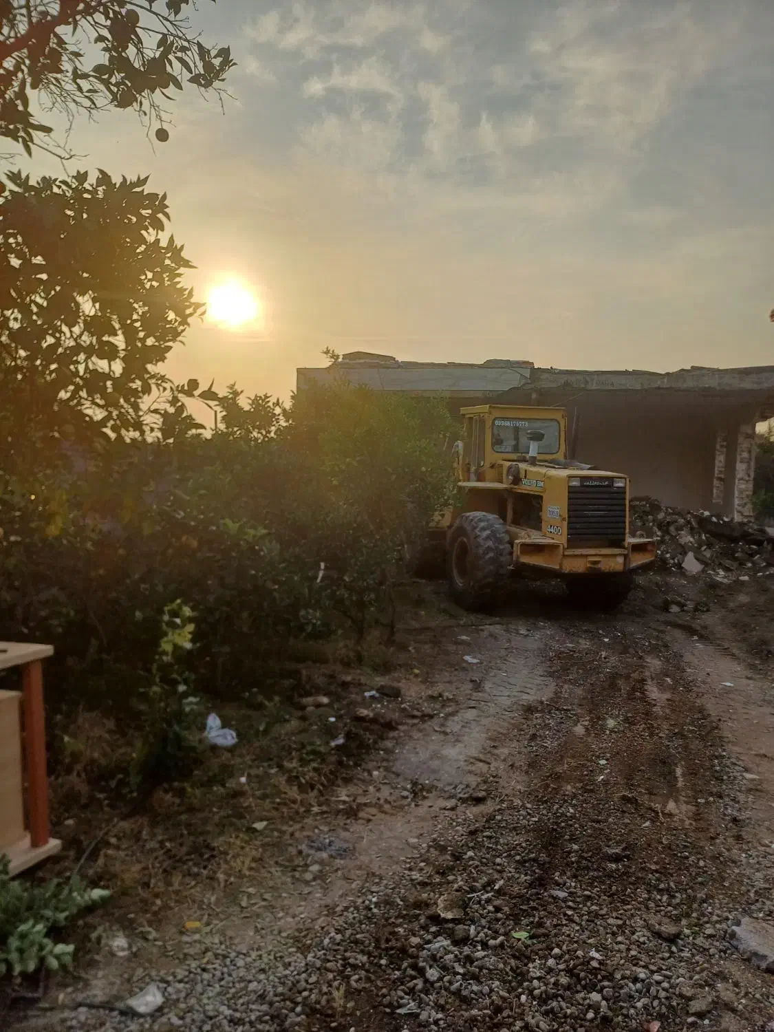 تخریب ساختمان بازسازی بنایی|خدمات پیشه و مهارت|قائم‌شهر, |دیوار