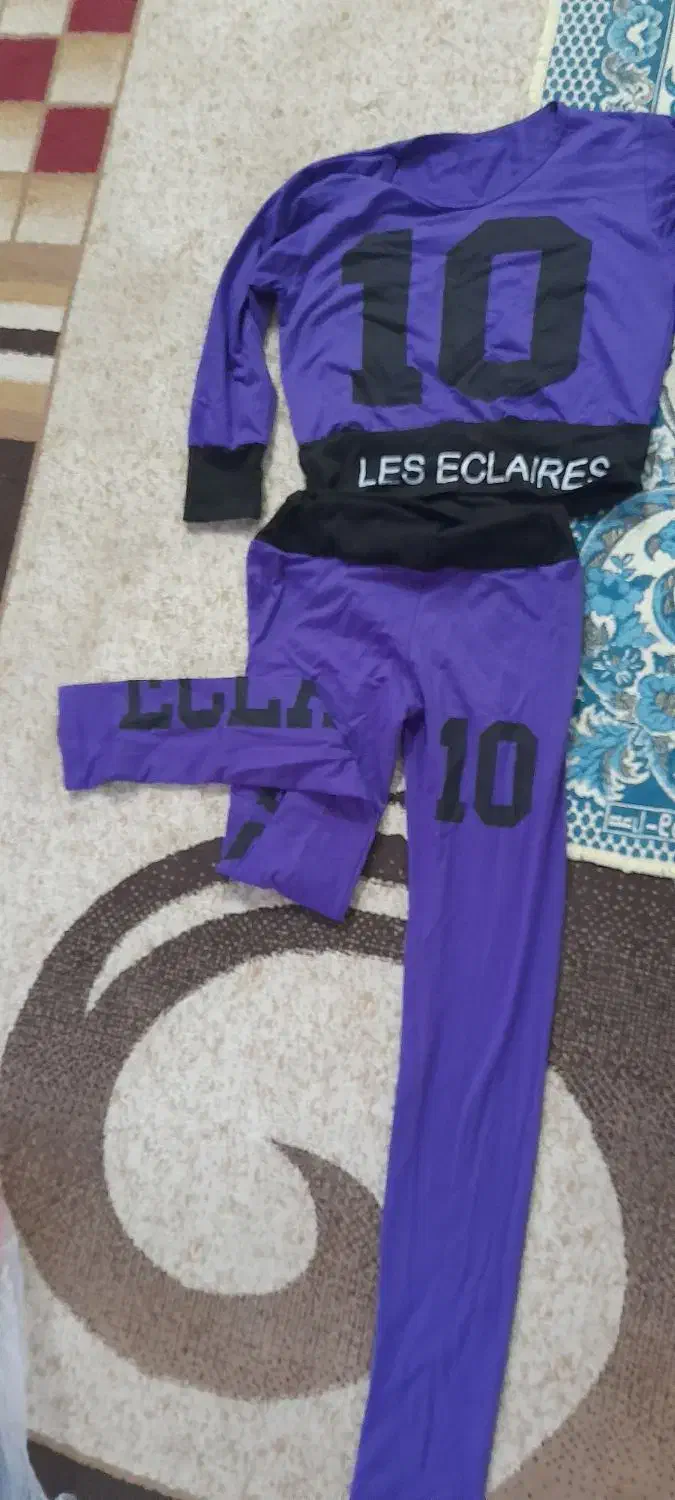 لباس ورزشی|لباس|خواف, |دیوار