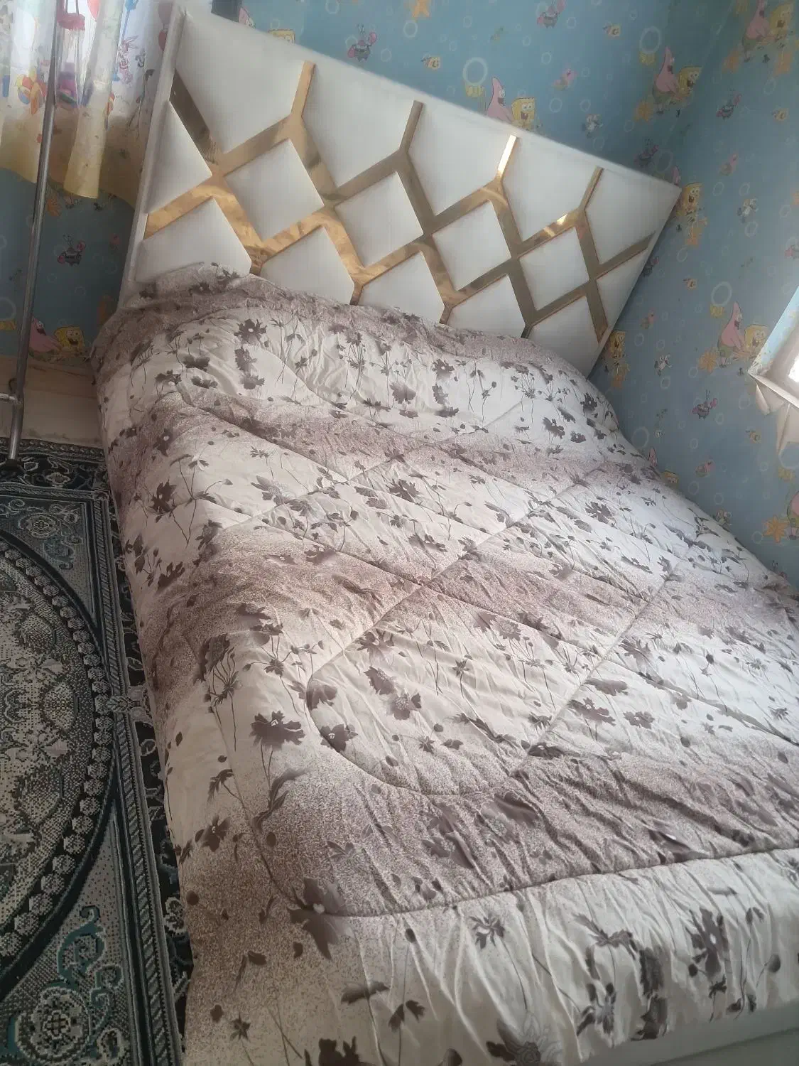 تخت دونفره سالم درحد|تخت و سرویس خواب|محمدشهر, محمدشهر|دیوار